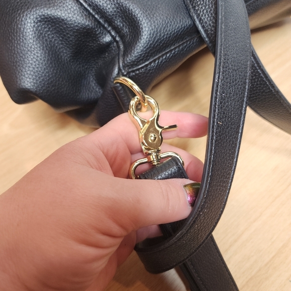 Lily Jade Brittany Vegan Leather Black Convertible Tote Bag Backpack - Picture 6 of 16